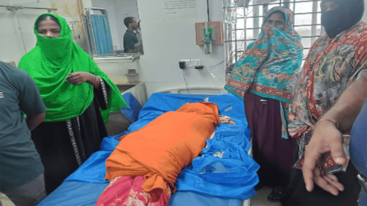 কক্সবাজারে বজ্রপাতে গৃহবধূর মৃত্যু