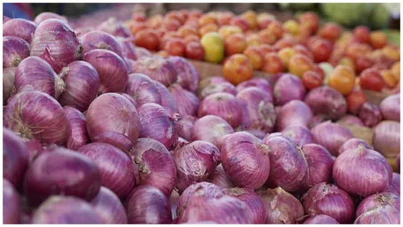 রোজার আগেই ভারত থেকে দেড় লাখ টন পেঁয়াজ-চিনি আমদানি: বাণিজ্য প্রতিমন্ত্রী