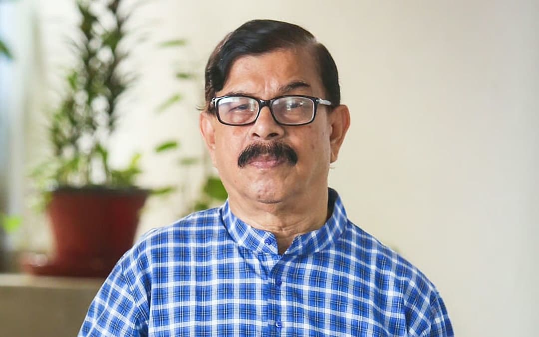 বুকের ব্যথার নিয়ে হাসপাতালে মাহমুদুর রহমান মান্না