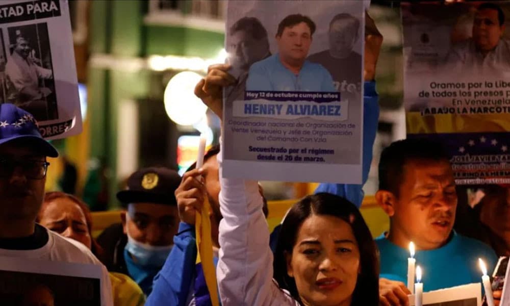 রাজনৈতিক বন্দিদের মুক্তি দিতে শুরু করেছে ভেনেজুয়েলা সরকার