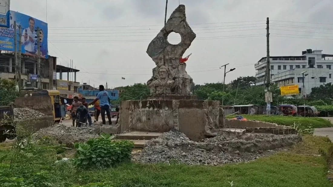বীরশ্রেষ্ঠ হামিদুর রহমানের ভাস্কর্য ভাঙার প্রতিবাদে ৩৯ বিশিষ্ট নাগরিকের বিবৃতি