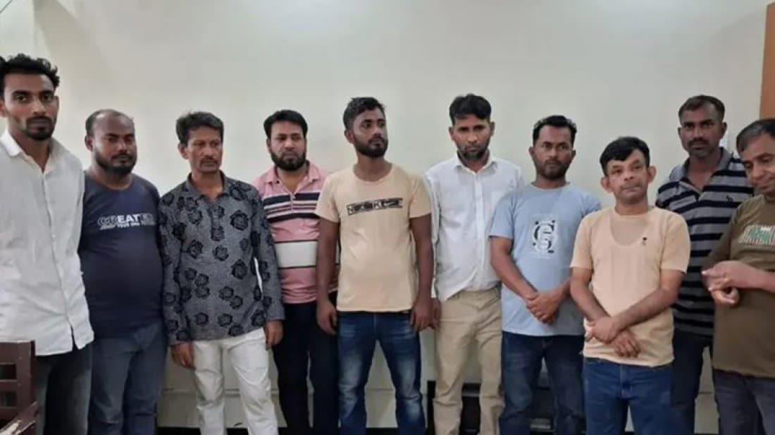 রাজধানীতে ঝটিকা মিছিলের সময় আওয়ামী লীগের ১০ নেতাকর্মী আটক