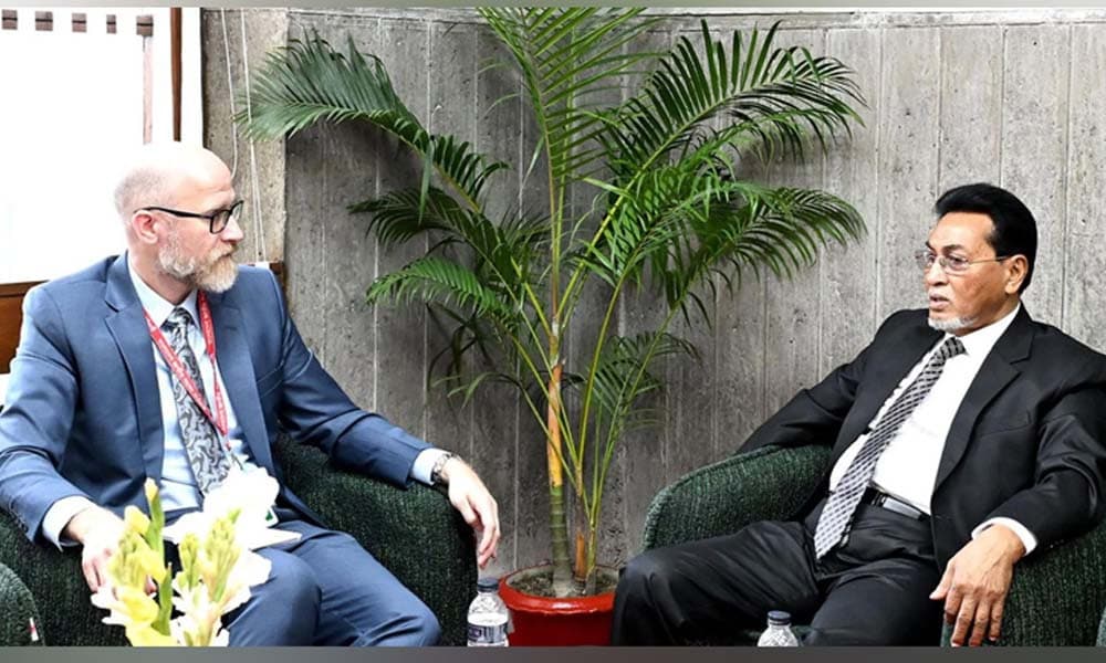 সংবিধান পুরোপুরি বাতিল করার কোনো সুযোগ নেই: চিফ হুইপ