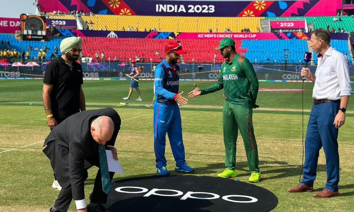 আফগানিস্তানের বিপক্ষে ফিল্ডিংয়ে বাংলাদেশ