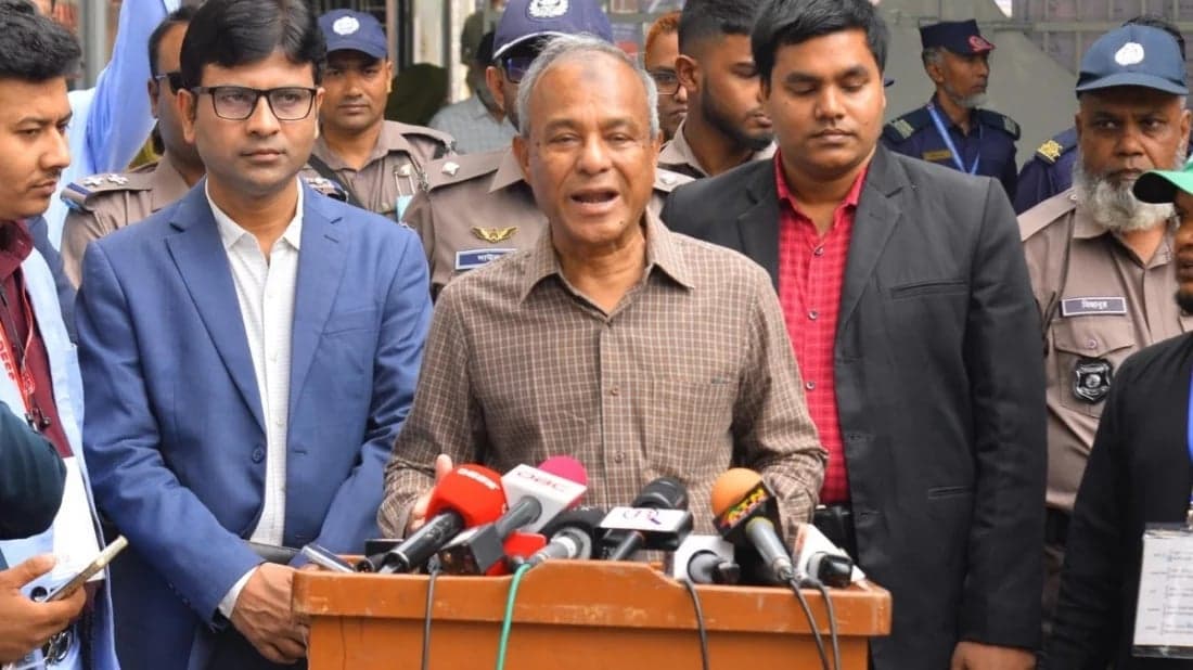 অবাধ, সুষ্ঠু ও গ্রহণযোগ্য নির্বাচন নিশ্চিত করছে অন্তর্বর্তী সরকার: স্বরাষ্ট্র উপদেষ্টা