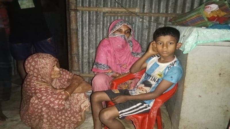‘ওরা গ্রামের মাতব্বর, অমানুষ’