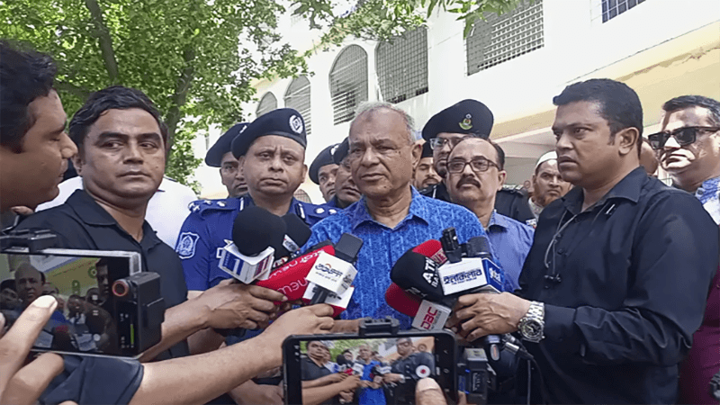 পুলিশ ক্যাম্পে হামলার ঘটনায় দ্রুত ব্যবস্থা নেয়া হবে: স্বরাষ্ট্র উপদেষ্টা