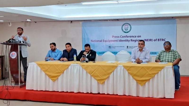 দেশের বাজারের ৬০ শতাংশই মোবাইল অবৈধ: এমআইওবি 