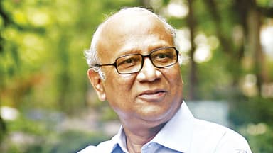 নাট্যব্যক্তিত্ব আতাউর রহমান লাইফ সাপোর্টে, অবস্থা সংকটাপন্ন