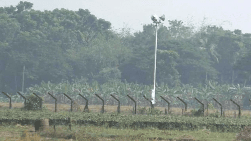 ভারতে অনুপ্রবেশকালে মহেশপুর সীমান্তে ১৪ বাংলাদেশি আটক