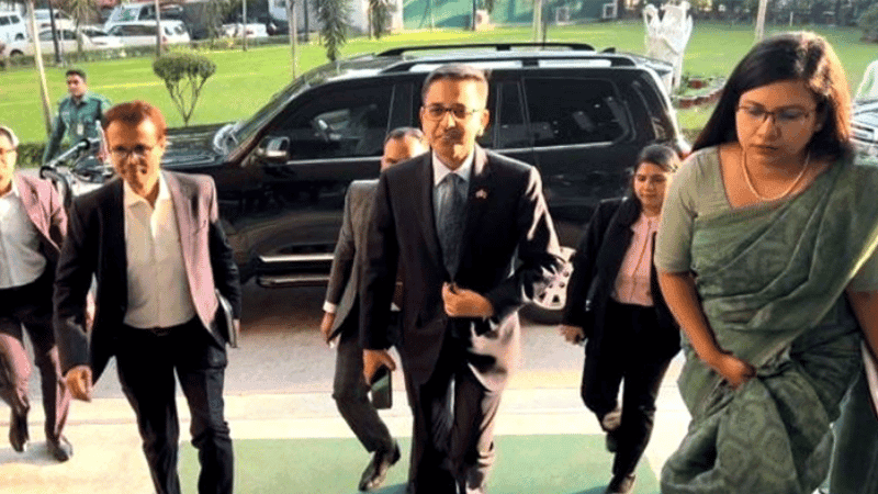 সীমান্ত উত্তেজনা নিয়ে ভারতের হাইকমিশনার প্রণয় ভার্মাকে তলব