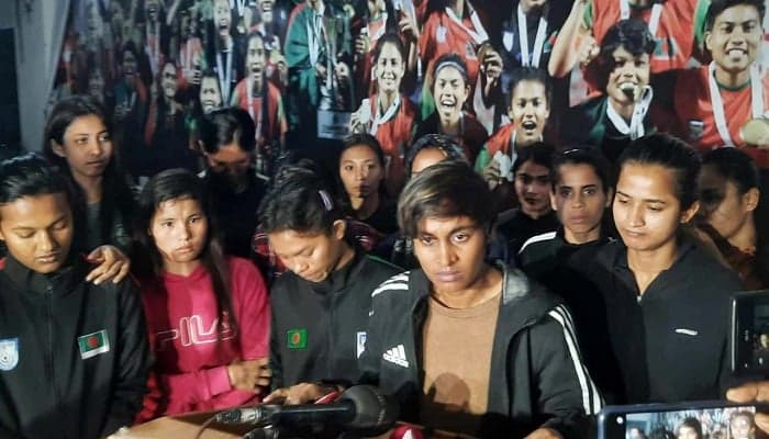 নারী ফুটবলের বিদ্রোহের অবসান, মাঠে ফিরছেন সাবিনারা