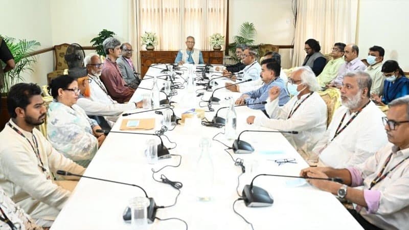 পরাজিত শক্তির নানা ষড়যন্ত্রের লক্ষণ দেখা যাচ্ছে : প্রধান উপদেষ্টা