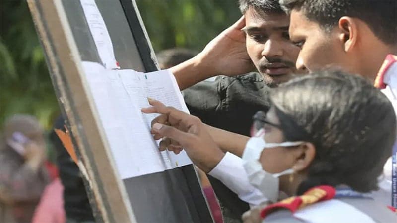 পাসের হারে শীর্ষে রাজশাহী বোর্ড, পিছিয়ে বরিশাল