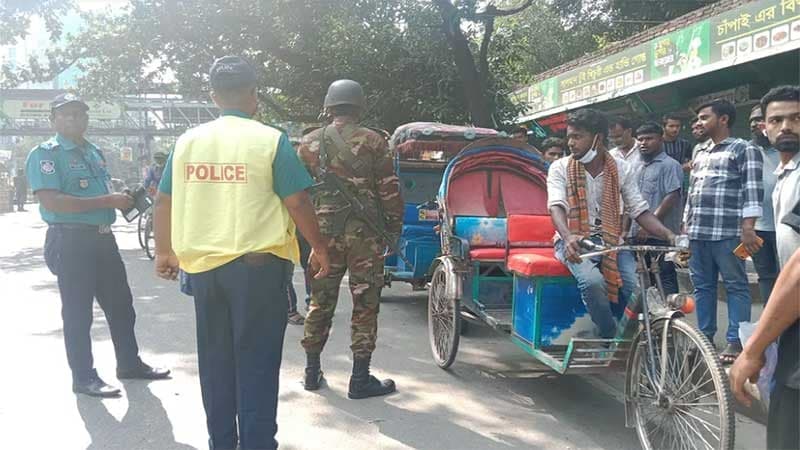 মিরপুরে ৭৮টি ব্যাটারিচালিত রিকশা জব্দ, নিলামে ১০ লাখ টাকায় বিক্রি