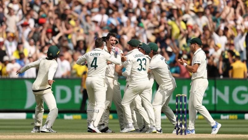 বক্সিং ডে টেস্টে অস্ট্রেলিয়ার ১৮৪ রানের জয়, সিরিজে লিড অজিদের