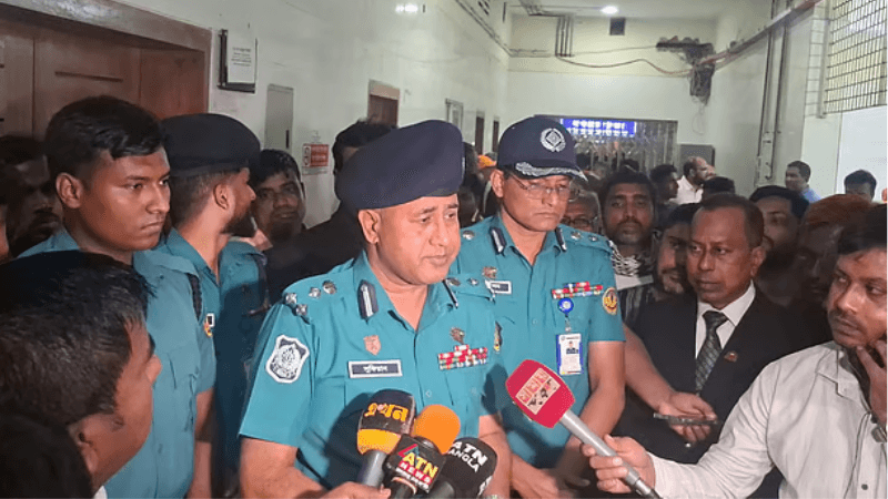 রাজশাহীতে বাসায় ঢুকে বিচারকের স্কুলপড়ুয়া ছেলেকে ছুরিকাঘাতে হত্যা