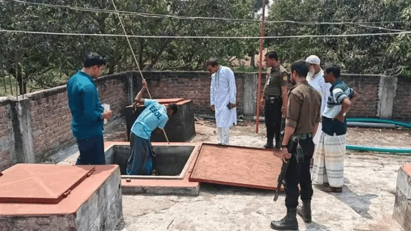 পাম্পের ব্যানারে লেখা ‘তেল নেই’, অভিযান চালিয়ে উদ্ধার ৯ হাজার লিটার জ্বালানি