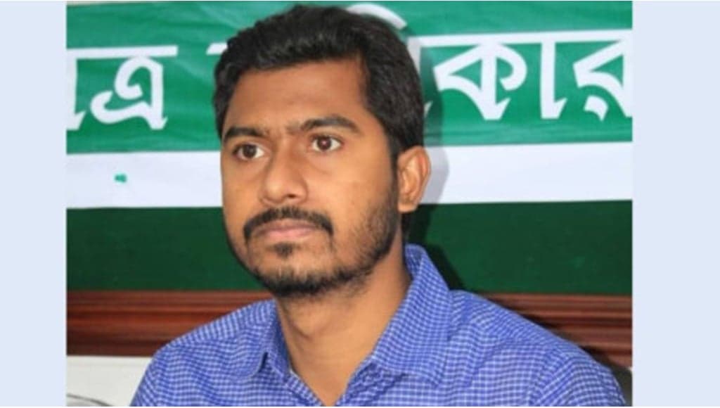 ডাকসু ও হল সংসদে বিজয়ীদের শুভেচ্ছা জানালেন সাবেক ভিপি নুরুল হক নুর