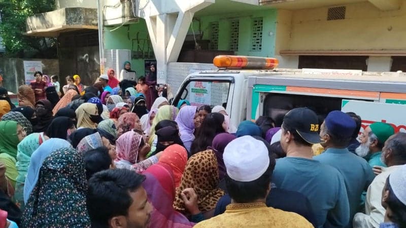 বেইলি রোডের আগুন কেড়ে নিল বাকপ্রতিবন্ধী বাবার মেধাবী  সন্তান