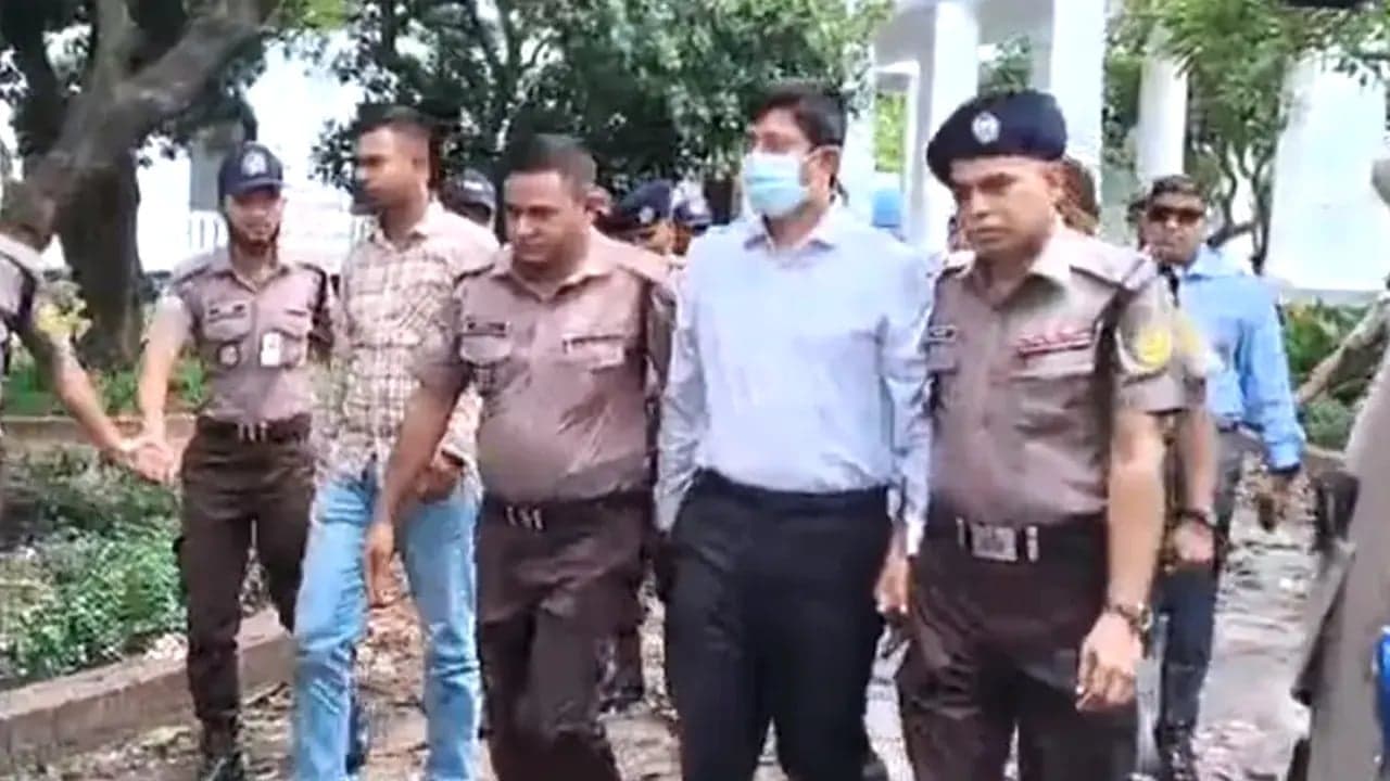 ইলিয়াস আলী গুমের মামলা: বিমান বাহিনীর উইং কমান্ডার সাইফুর রহমান ট্রাইব্যুনালে